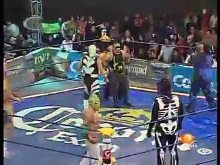 Angel Mortal, Gran Apache & Mantra vs. Atomic Boy, Lasser Boy & Zumbi ( 2010.02.05 @ AAA Sin Limite Puebla )