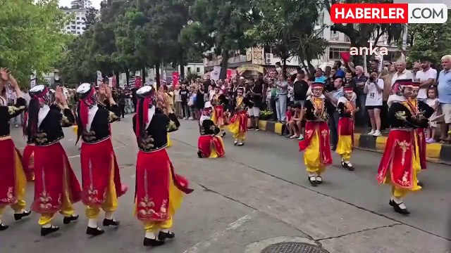 Arhavi Kültür Sanat Festivali 50. Yılında Renkli Görüntülere Sahne Oldu