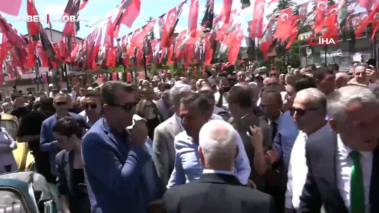 Cumhuriyet Halk Partisi Genel Başkanı Özgür Özel ilçeye vosvos ile geldi