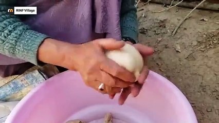 Baking Most Delicious Naan Roghani Tandoori in the Village _ Afghanistan Lifestyle