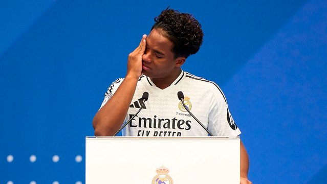 Endrick rompe en llanto durante su primer discurso como jugador del Real Madrid en el Santiago Bernabéu