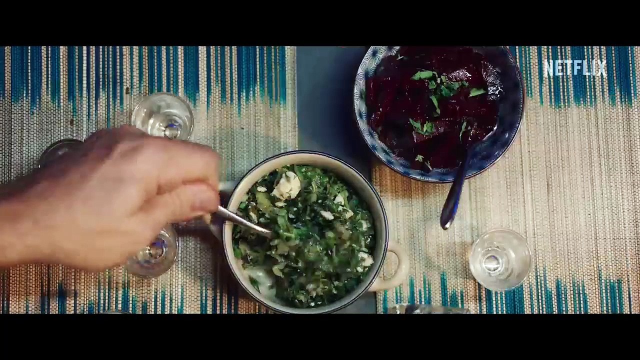 Bande-annonce de Find me falling / Détesté par les journalistes mais adoré par les spectateurs, ce nouveau film cartonne sur Netflix : "Il fait du bien"