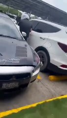 Captan a ladrón abriendo carros en Sps