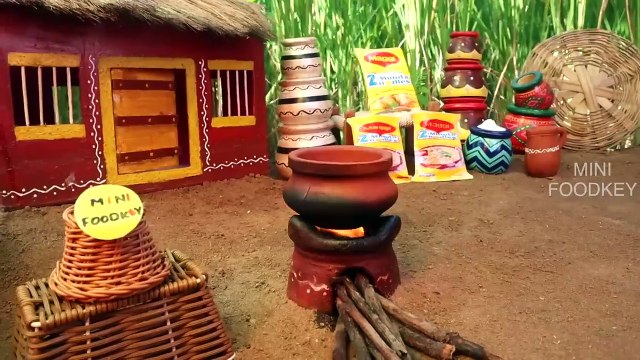 How to prepare Masala Maggi Noodles + 2 Types of Sauce - Maggi Recipe - #49 - Mini Foodkey