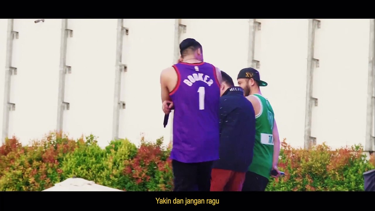 بِسْمِ اللهِ الرَّحْمٰنِ الرَّحِيْمِ  رَبَّنَا هَبْ لَنَا مِنْ أَزْوَاجِنَا وَذُرِّيَّاتِنَا قُرَّةَ أَعْيُنٍ وَاجْعَلْنَا لِلْمُتَّقِينَ إِمَامًا  Alhamdulillah ya Allah. Alhamdulillah untuk semua nikmat nikmat mu ya Allah.   Endlessly