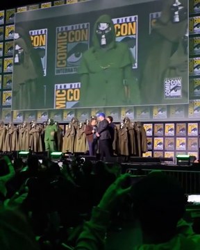 Wow Robert Downey Jr Akan Memainkan Peran Doctor Doom Di Avengers Doomsday