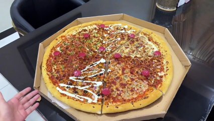 I Ordered the Largest Pizza of Pakistan��-Sub Ghar walay Shocked hogaye��-Sistrology-(1080p)