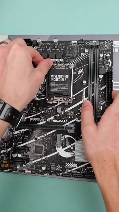 Intel i5-12600KF with Dual RTX4060TI  #pcbuild ASMR #shorts [Gaming Pc]