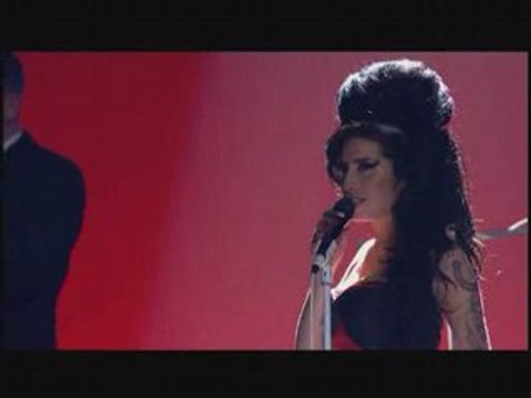 Amy Winehouse - Rehab - Live At Brit Awards 2007