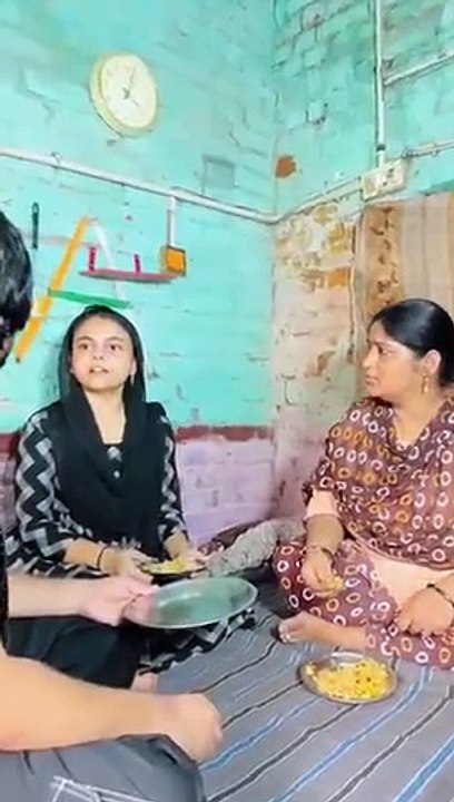 बहन_का_झूठा_खानाBahan_ka_Pyar❤️_#emotional_#sister_#brother_#motivation(360p)