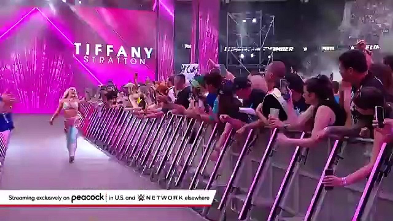 Full WWE Elimination Chamber 2024 highlights