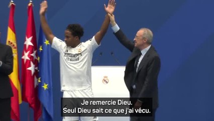 Real Madrid Présente Endrick : Un Rêve Devenu Réalité au Santiago Bernabéu ⚽