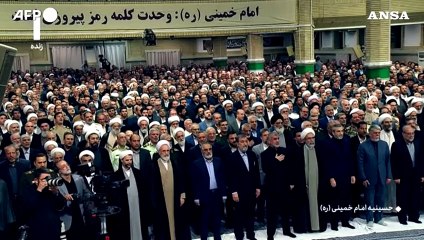 Iran, Khamenei da' l'investitura al nuovo presidente Pezeshkian