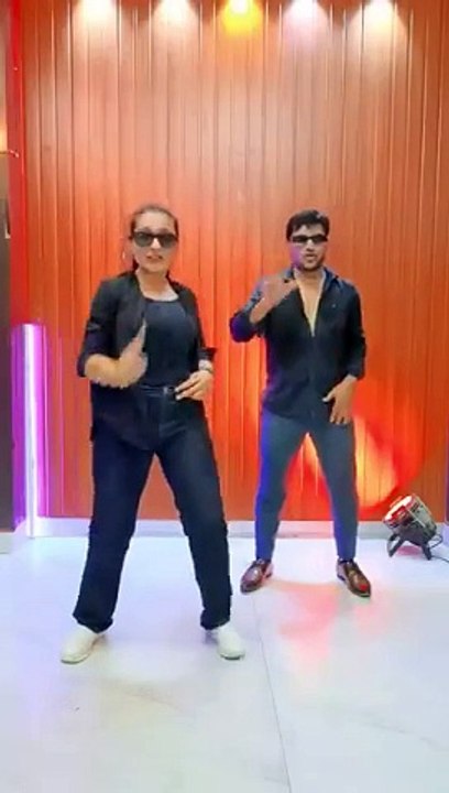 Tauba_Tauba__Dance_Vicky_Kaushal__Karan_Aujla_Bad_Newz_Husn_Tera_Tauba_Tauba_Dance#shorts#youtube#yt(360p)