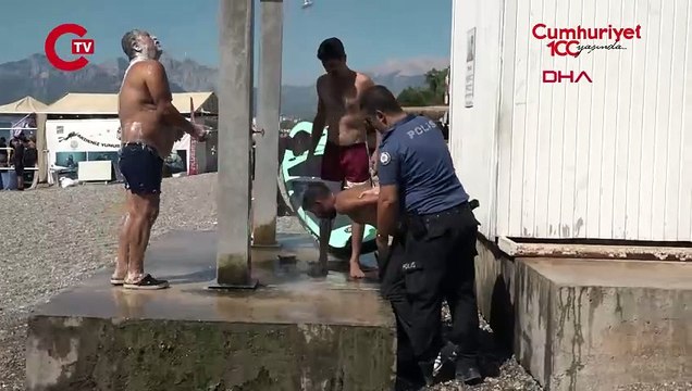 Balta ve neşterle polise direndiler, biber gazıyla etkisiz hale getirildiler