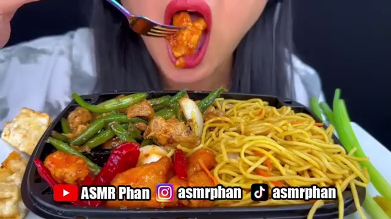 SPICY ORANGE CHICKEN, NOODLES & GREEN BEANS | ASMR | EATING SOUNDS | MUKBANG