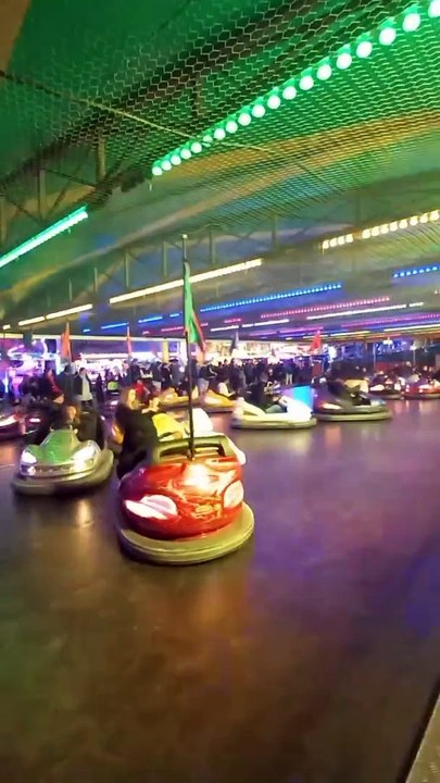 Nombreuses Attractions   Foire des Rameaux de Grenoble  #france #grenoble #foire #divertissement   (94)