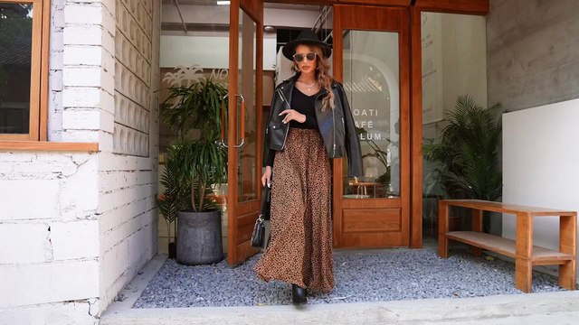 Women Leopard Print Long Skirts