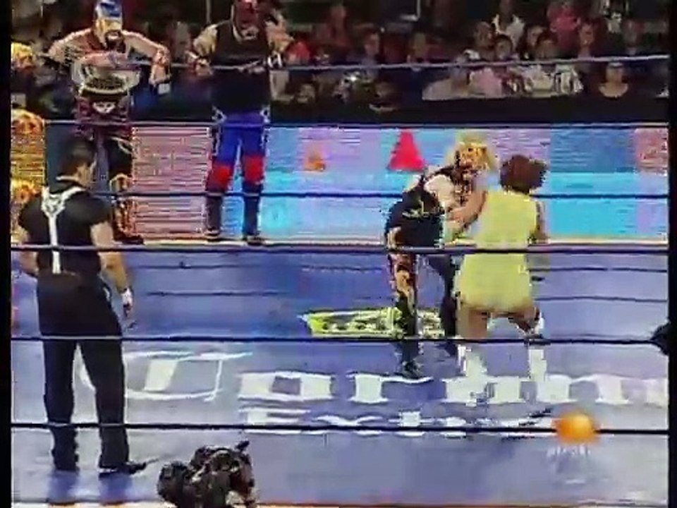 Aero Star, Fabi Apache, May Flowers & Octagoncito vs. Mini Abismo Negro, Polvo de Estrellas, Sexy Star & Ultimo Gladiador ( 2010.02.27 @ AAA Sin Limite Cuernavaca )