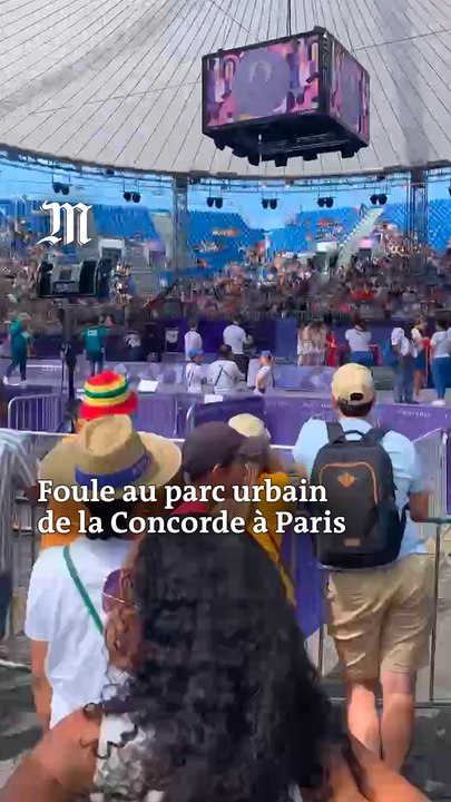 Foule au parc urbain de la Concorde, lors des Jeux olympiques.