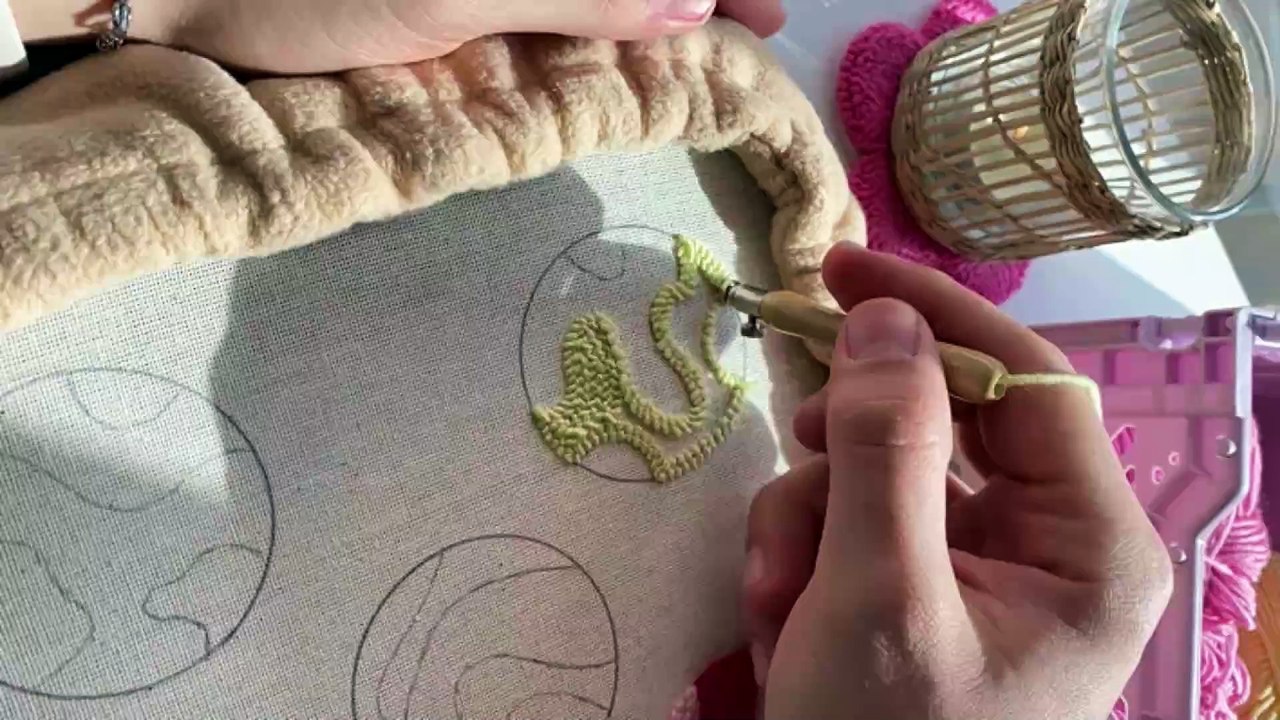 Making punch needle coaster