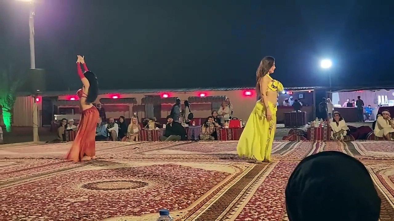Night_Safari_Belly_Dancers_Dubai