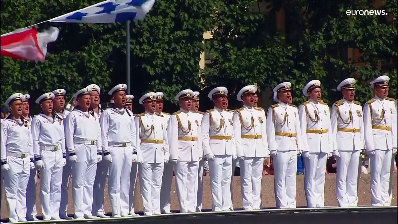في عيد البحرية الروسية.. بوتين استذكر سنوات الحرب الباردة وشكر الجزائر والصين والهند فما السبب؟