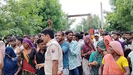 बजरी माफिया ने ट्रैक्टर से कुचल दिया, मौत
