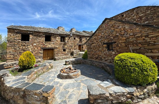 Me gustaría más vivir en un pueblo y así no sentirme tan agobiada : esta es la realidad de algunos participantes del Programa de Recuperación de Pueblos Abandonados