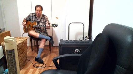 ELECTRIC GUITAR  WITHOUT ANY INCONVENIENCES, IN FRENCH LANGAGE.