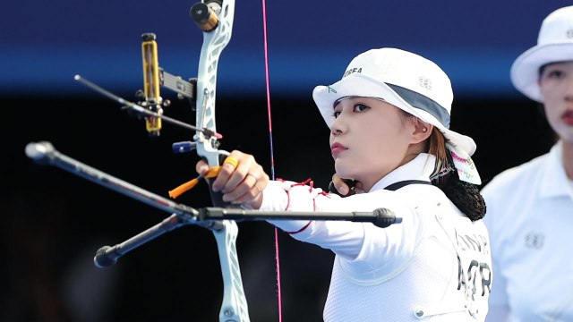 여자양궁 단체, 올림픽 10회 연속 금메달 위업 / YTN