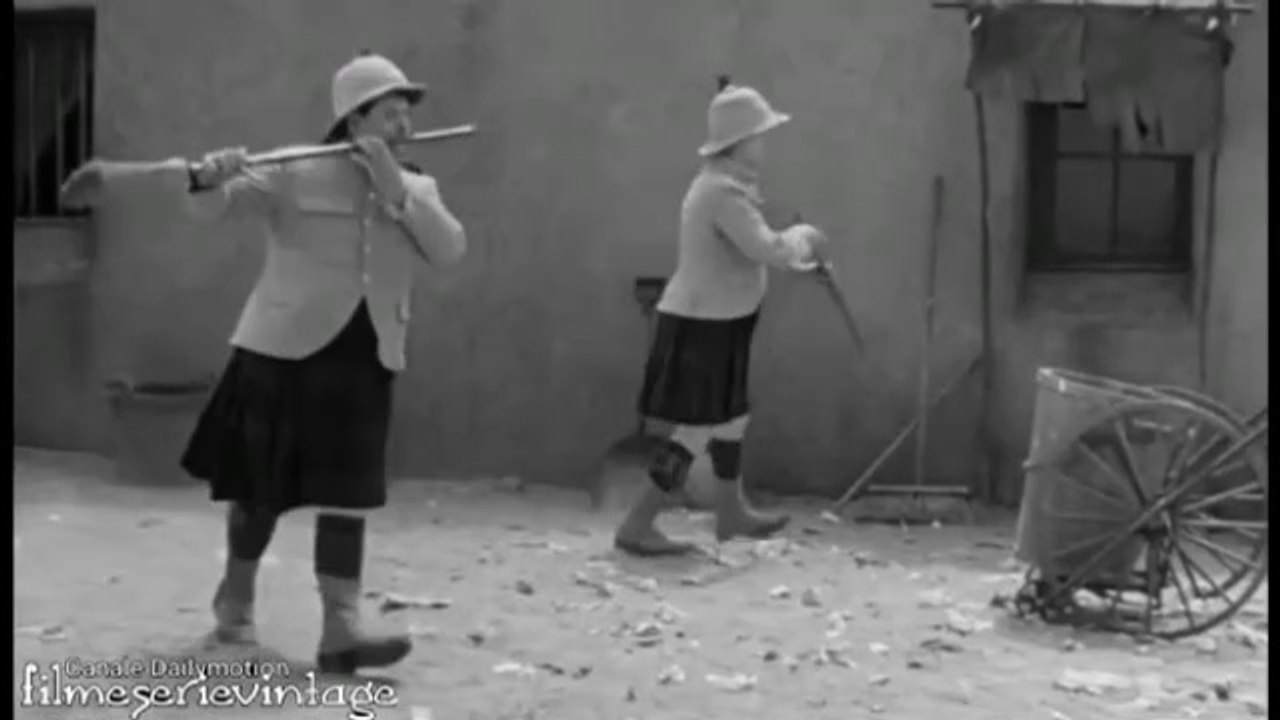 Stanlio e Ollio - Allegri Scozzesi