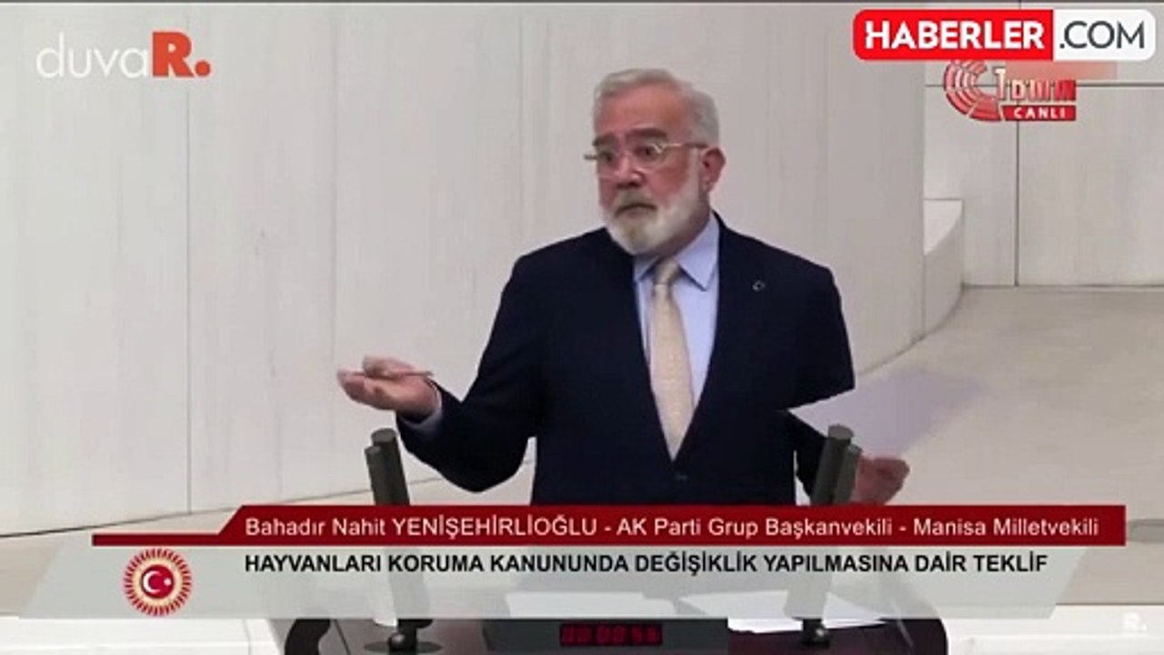AK Partili ismin vurgulayarak okuduğu kelime TBMM'yi karıştırdı, muhalefet tepki gösterince oturuma ara verildi