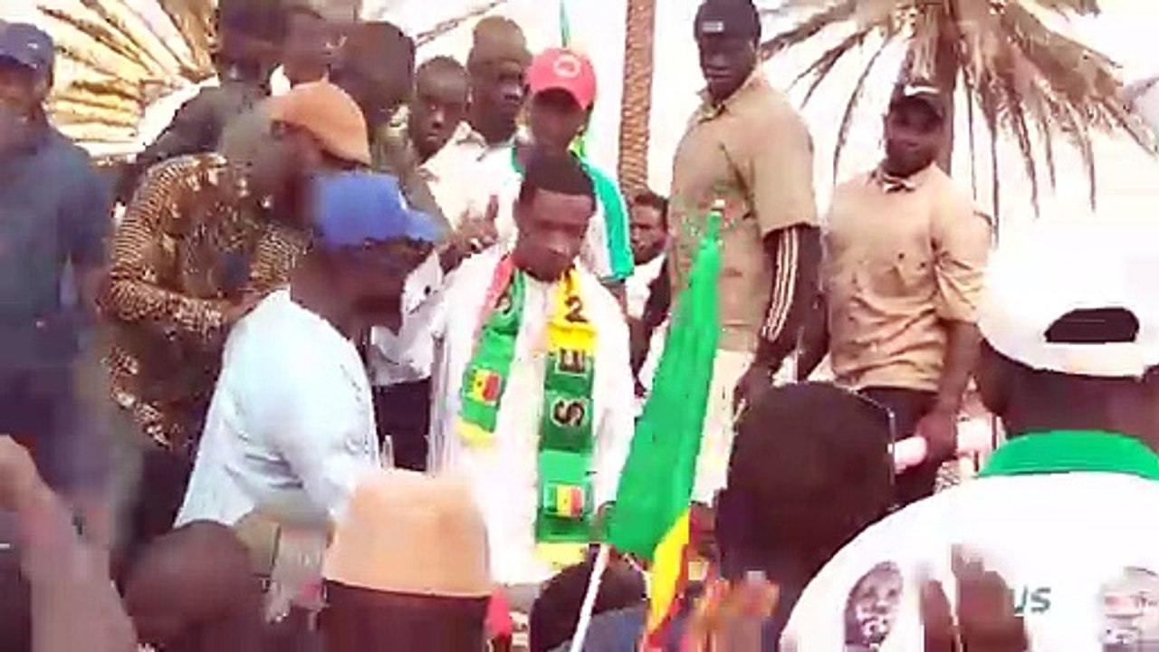 Place de la Nation : Comment Pape Djibril Fall échappé à la furie des jeunes de PASTEF