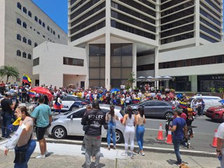 Venezolanos residentes en Panamá se refieren al proceso electoral