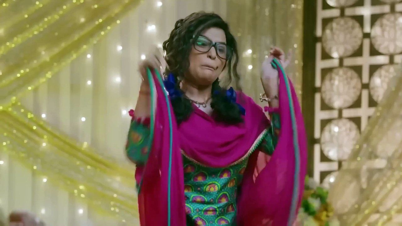 52. Naati Pinky (Ki Lambi Love Story), en español