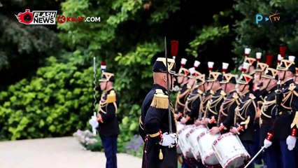 Kunker ke Prancis Prabowo Disambut Presiden Macron di Istana Elysee Prancis