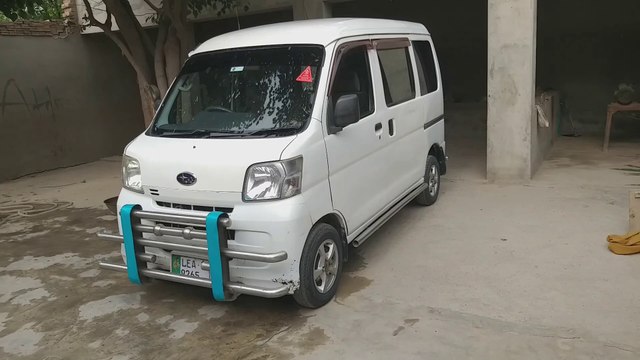 7 seater mini van for sale | Subaru | Daihatsu hijet van,