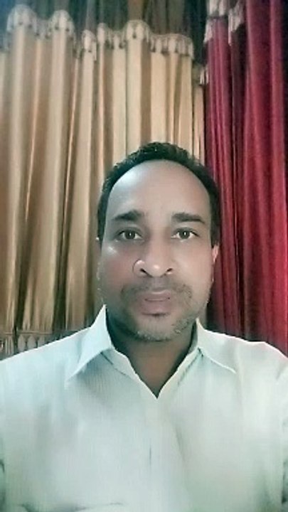इस संसार में कोई किसी को प्यार नहीं करता है