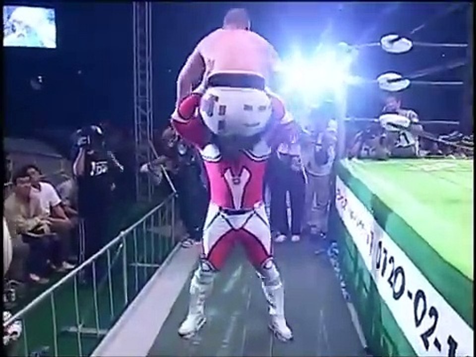 Jushin Thunder Liger vs. Yoshinobu Kanemaru (July 10th, 2004)