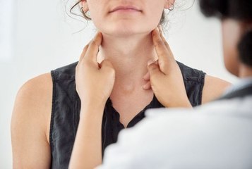 Voici pourquoi les nodules thyroïdiens sont de moins en moins opérés