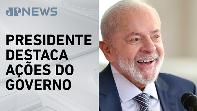 Lula faz balanço de 18 meses de governo em rede nacional