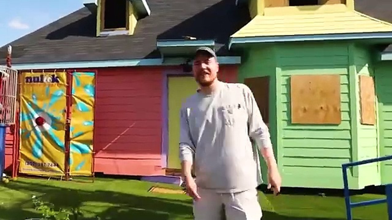 Es Circle Me 100 Din Jinda Raho Aur Jeeto ₹4,00,00,000