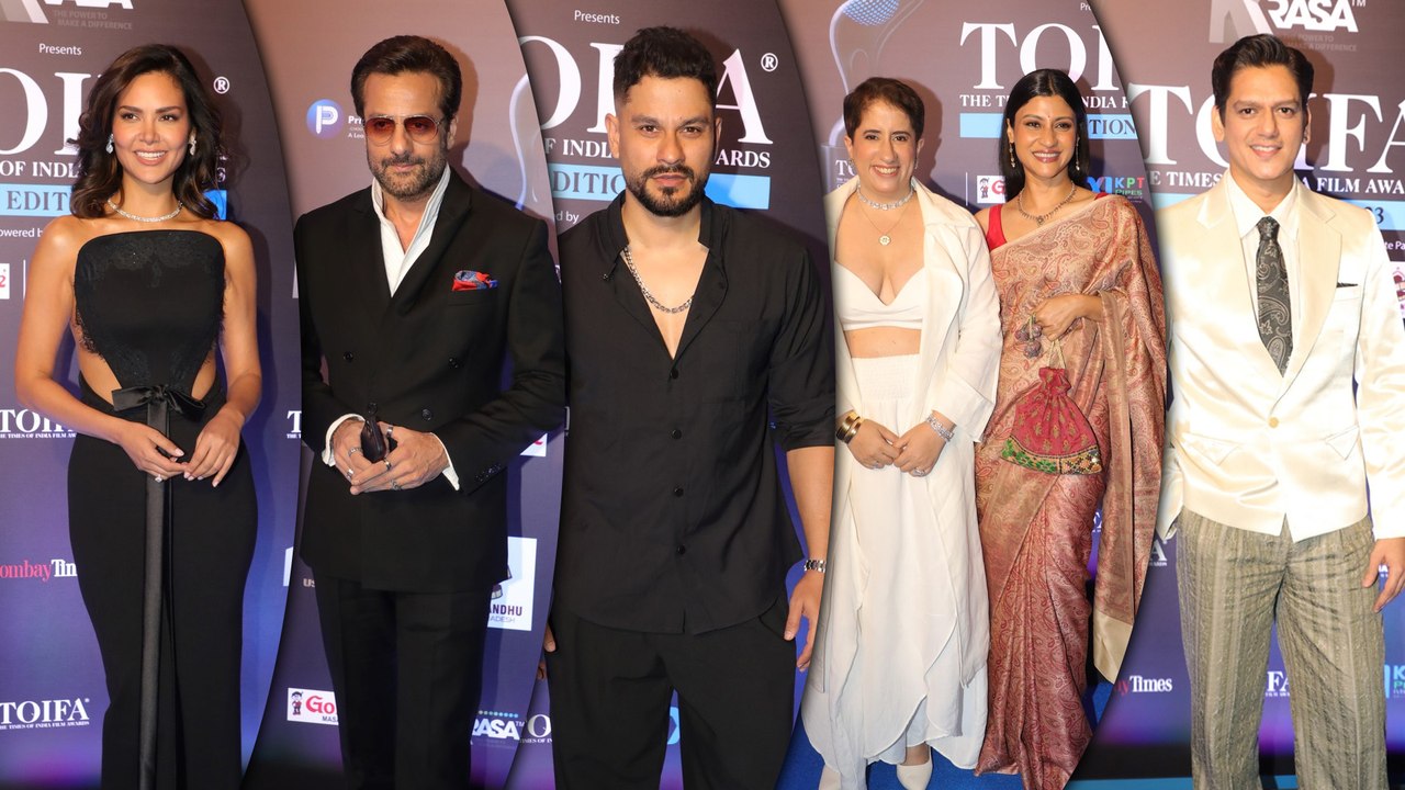 Esha Gupta, Konkana Sen, Vijay Varma & Others Dazzle On Blue Carpet | Times Of India OTT Edition Awards