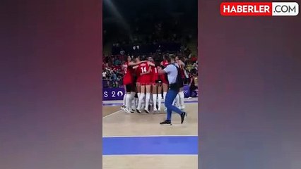 Filenin Sultanları'ndan Paris'te ilk zafer: 2-0 geriden gelip maçı aldılar