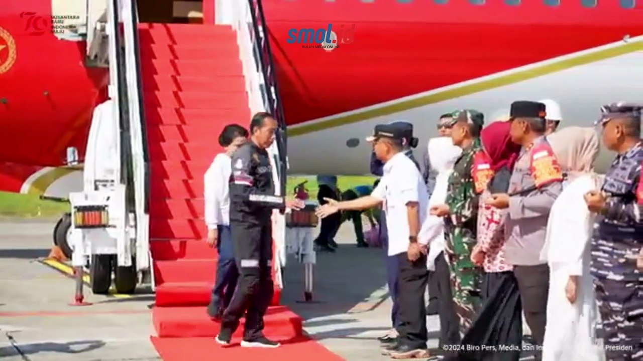Naik Motor, Presiden Jokowi Ajak Para Influencers Tinjau Jalan Tol IKN