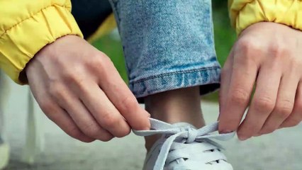 L'astuce facile et rapide pour lacer ses chaussures avec style