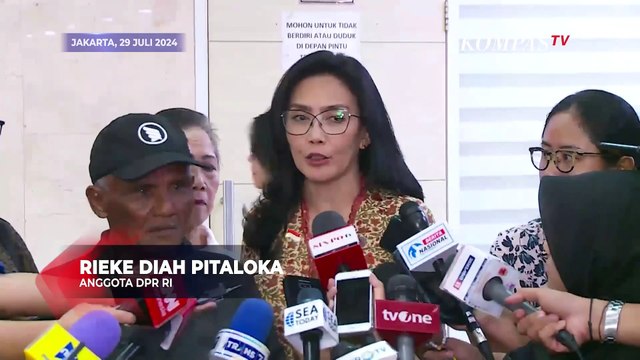 Dampingi Keluarga Dini Sera, Rieke Diah Pitaloka Usul Ronald Tannur Dicekal ke Luar Negeri