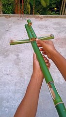 2 archer Using Bamboo Slingshots