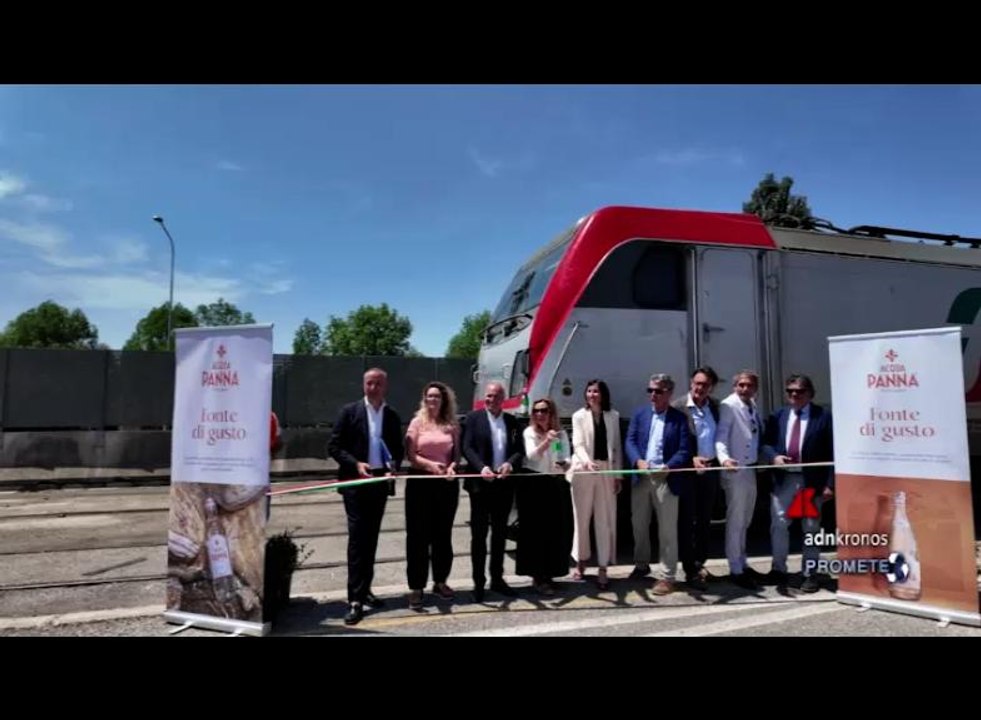 Sanpellegrino, siglato accordo per utilizzare nuovo Collegamento Intermodale tra l’Interporto della Toscana Centrale e il Terminal Darsena Toscana per una logistica più sostenibile